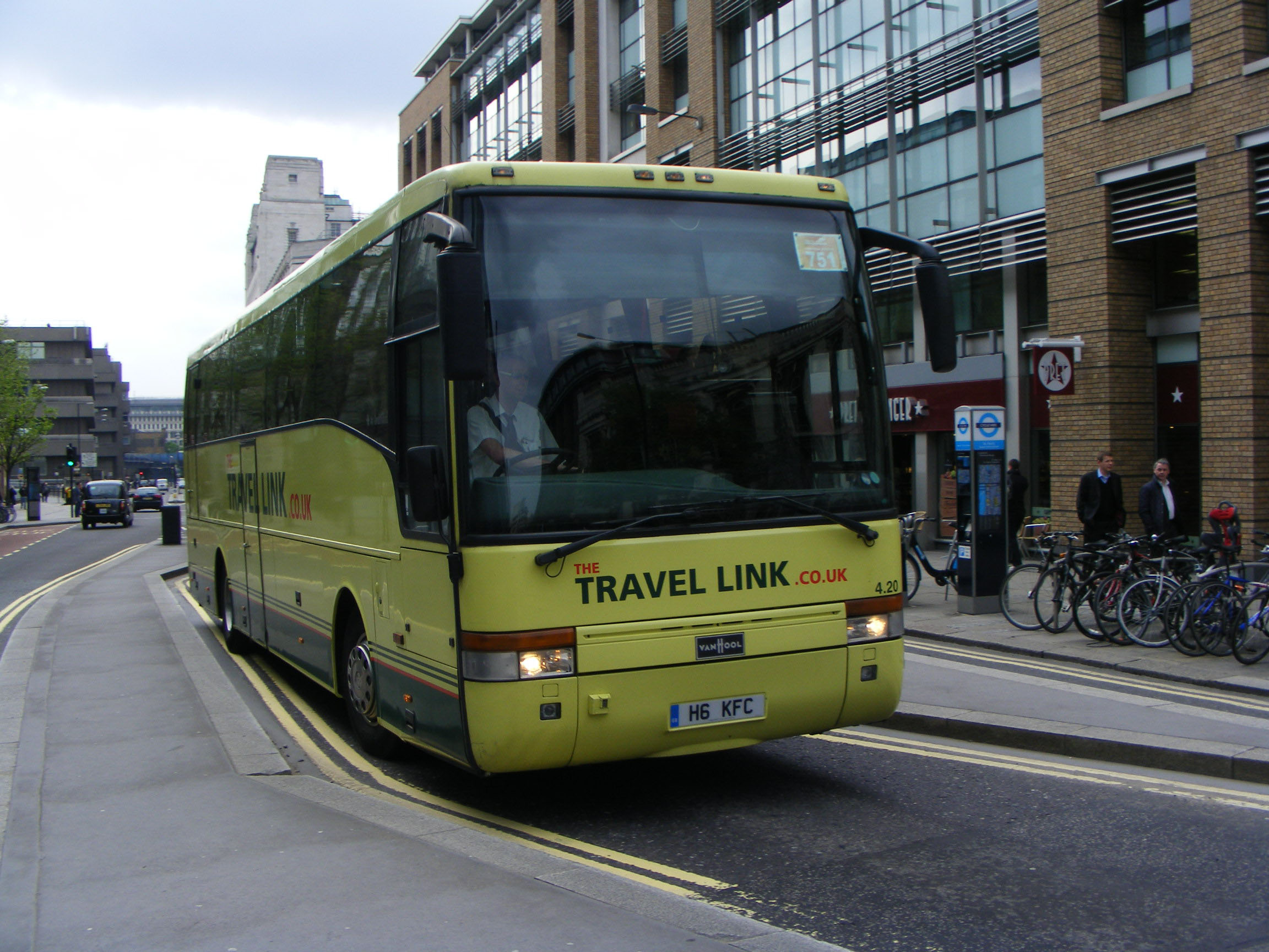 the-kings-ferry-the-showbus-bus-image-gallery